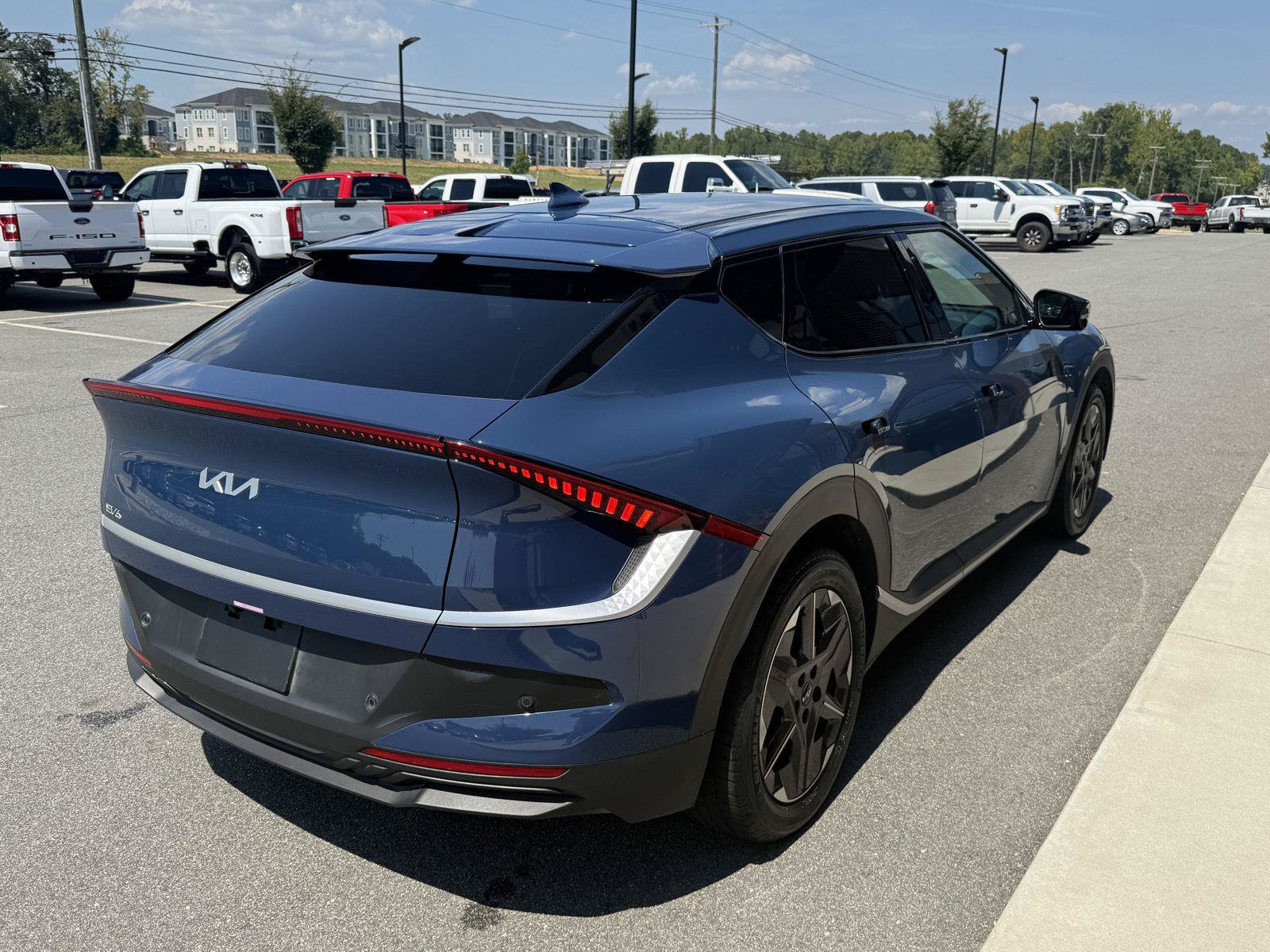 Used 2025 Kia EV6 Light RWD image 30