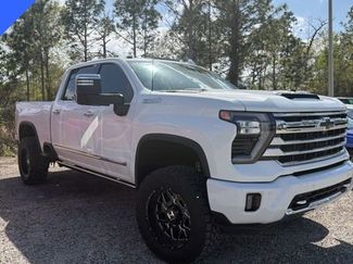 Used 2024 Chevrolet Silverado 2500 High Country w/ Technology Package video 1