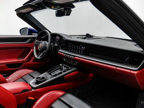 Used 2024 Porsche 911 Targa 4S image 53