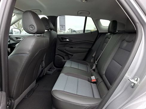 New 2026 Chevrolet Trax LT w/ Driver Confidence Package FWD image 6
