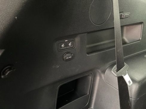 Certified 2022 Kia Telluride EX w/ EX Premium Package image 35