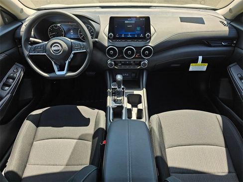 New 2025 Nissan Sentra SV w/ Trunk Package image 6