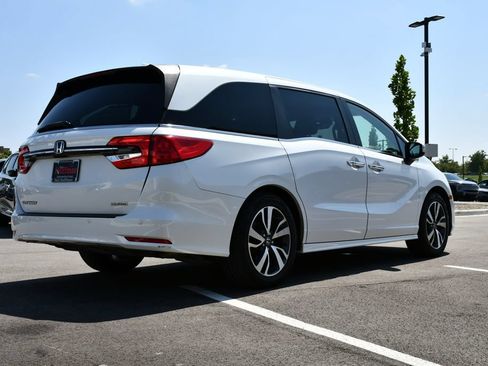Used 2021 Honda Odyssey Touring image 9