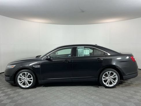 Used 2013 Ford Taurus SEL FWD image 8