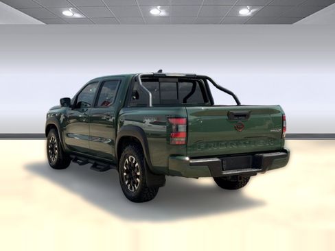 Used 2022 Nissan Frontier Pro-X RWD image 3