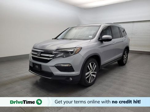 Used 2016 Honda Pilot Touring image 1