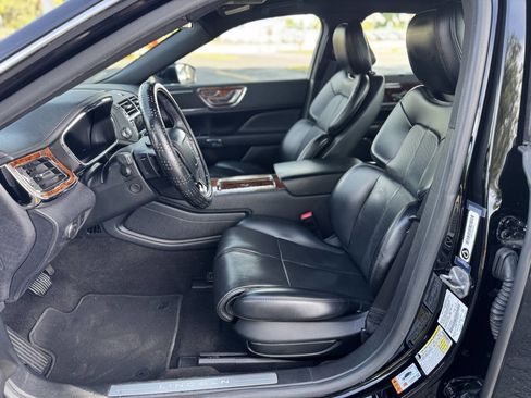 Used 2020 Lincoln Continental w/ Equipment Group 500A image 10