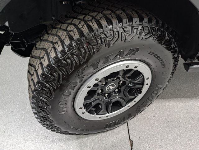 Used 2024 Ford Bronco Badlands AWD/4WD image 8