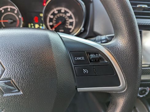 Used 2018 Mitsubishi Outlander Sport ES image 13