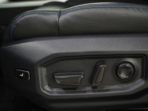 Used 2025 Toyota Sequoia Platinum image 31