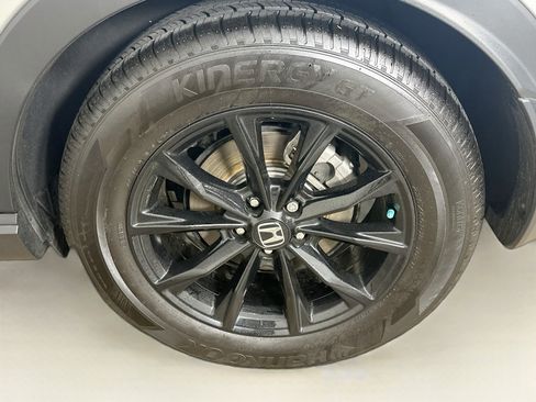 Used 2025 Honda CR-V Sport-L image 11