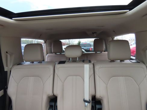 Used 2023 Ford Expedition Max Limited image 41