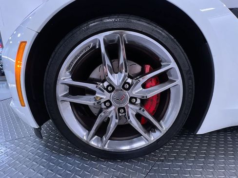 Used 2019 Chevrolet Corvette Stingray Coupe RWD image 10