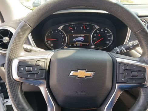 Used 2025 Chevrolet Blazer LT AWD/4WD image 14