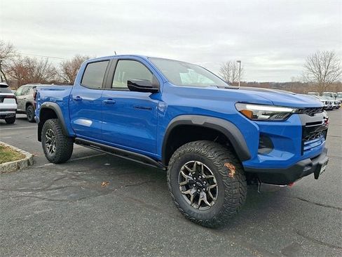 New 2026 Chevrolet Colorado ZR2 w/ Technology Package image 3