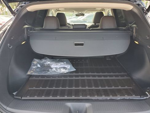 Used 2025 Nissan Murano Platinum w/ Cargo Package AWD/4WD image 8