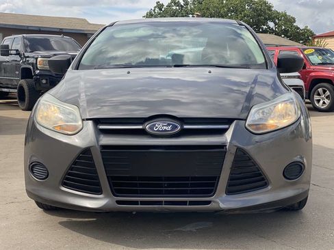 Used 2014 Ford Focus S FWD image 3