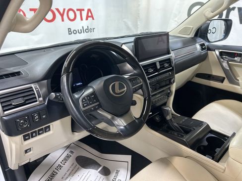Used 2023 Lexus GX 460 Premium w/ Premium Plus Package image 32