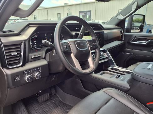 Used 2024 GMC Sierra 2500 Denali w/ Denali Reserve Package AWD/4WD image 15