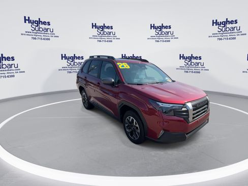 Used 2026 Subaru Forester Premium AWD/4WD image 3