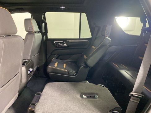 Used 2024 GMC Yukon AT4 AWD/4WD image 30