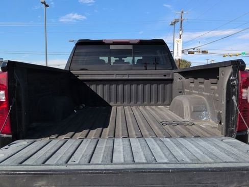 Used 2020 Chevrolet Silverado 1500 LT w/ Texas Edition image 23