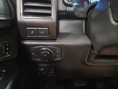 Used 2018 Ford Expedition Limited w/ Equipment Group 302A image 26