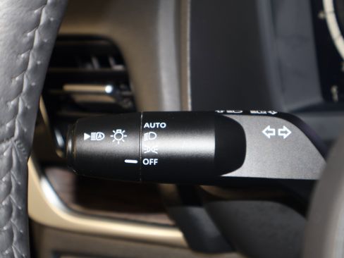 Used 2024 Nissan Rogue Platinum w/ Platinum Premium Package image 22