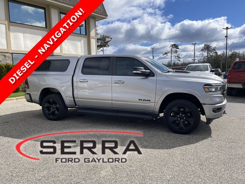 Used 2022 RAM 1500 Laramie AWD/4WD image 1
