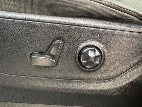 Used 2021 RAM 1500 Big Horn image 24