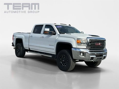 Used 2018 GMC Sierra 3500 SLT image 1