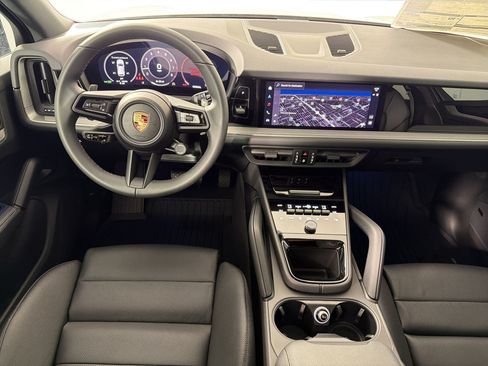 Used 2026 Porsche Cayenne AWD/4WD image 27