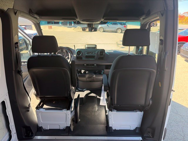 Used 2025 Mercedes-Benz Sprinter 2500 image 15