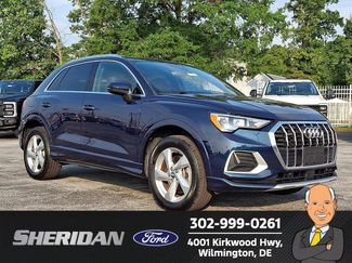 Used 2020 Audi Q3 2.0T Premium w/ Convenience Package AWD/4WD video 1