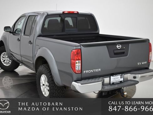 Used 2016 Nissan Frontier SV image 8