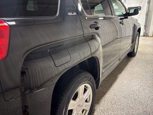 Used 2015 GMC Terrain SLE image 11