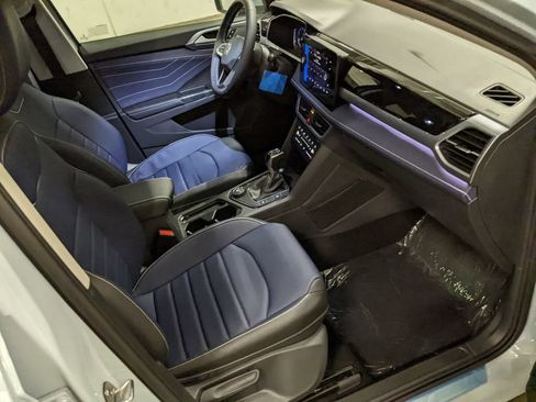New 2026 Volkswagen Taos SEL AWD/4WD image 22