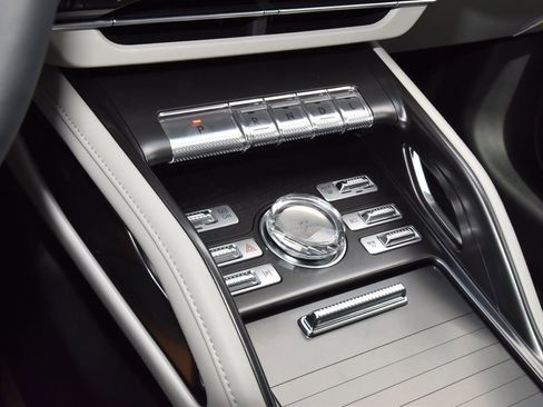 New 2026 Lincoln Nautilus Reserve AWD/4WD image 38