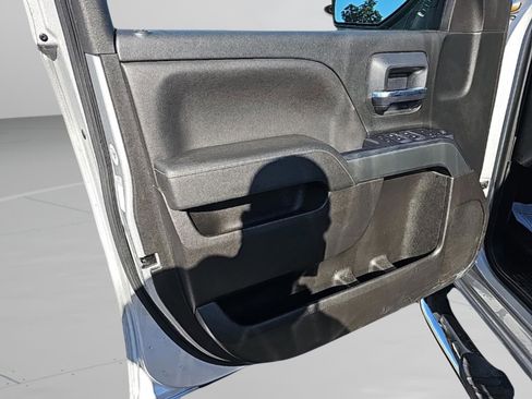 Used 2018 Chevrolet Silverado 1500 LT image 18