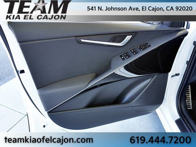 Certified 2025 Kia Niro EX Touring FWD image 25