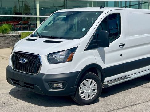 Certified 2025 Ford Transit 250 Low Roof w/ Exterior Upgrade Package RWD image 2