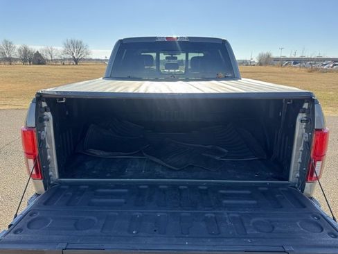 Used 2020 Ford F150 Lariat image 7