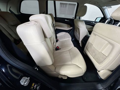 Used 2019 Mercedes-Benz GLS 450 4MATIC image 27