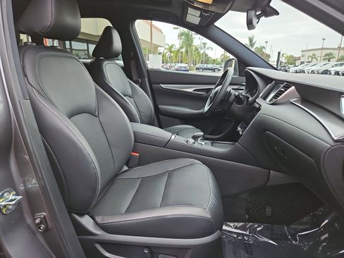 Used 2022 INFINITI QX50 Luxe w/ Appearance Package image 36