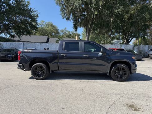 Used 2022 Chevrolet Silverado 1500 Custom AWD/4WD image 4