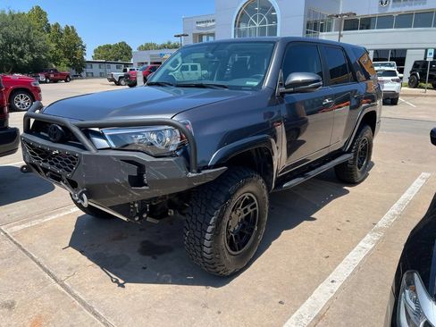 Used 2016 Toyota 4Runner Limited AWD/4WD image 2
