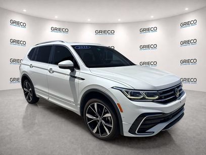 Used 2022 Volkswagen Tiguan SEL R-Line