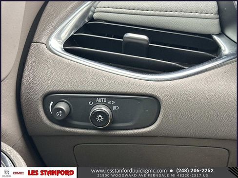 Used 2016 Chevrolet Malibu LT image 27