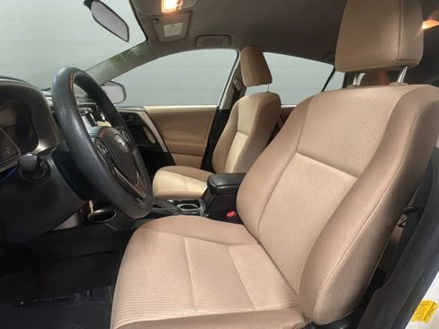 Used 2013 Toyota RAV4 LE FWD image 20