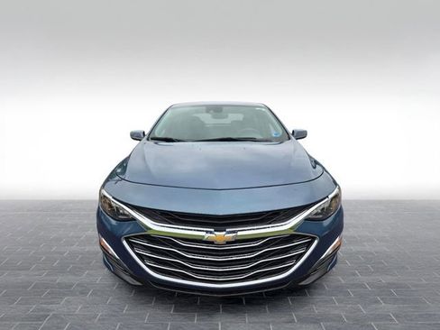 Used 2024 Chevrolet Malibu LS FWD image 2